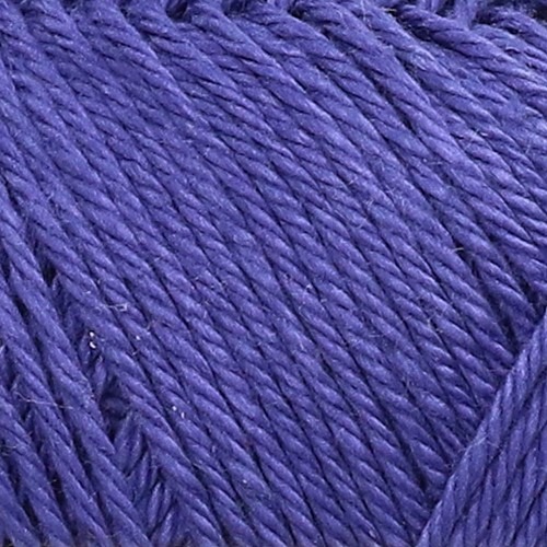 Close-up van de kleur cosmic, 135. Katoengaren van het merk Yarn & Colors
